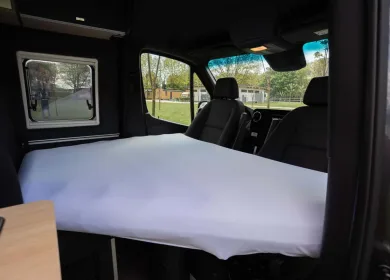 inflatable-camper-bed-05